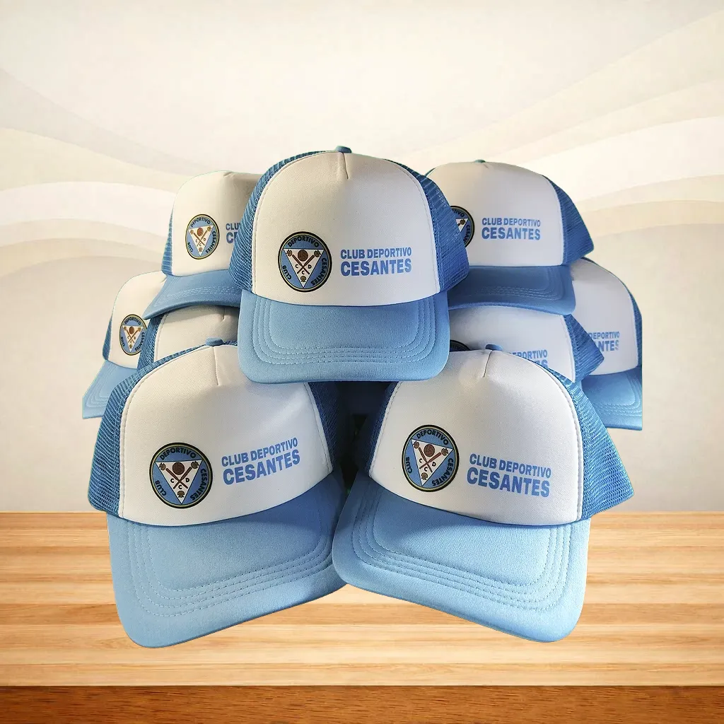 Gorras Cesantes webp Gorras personalizadas equipo fútbol